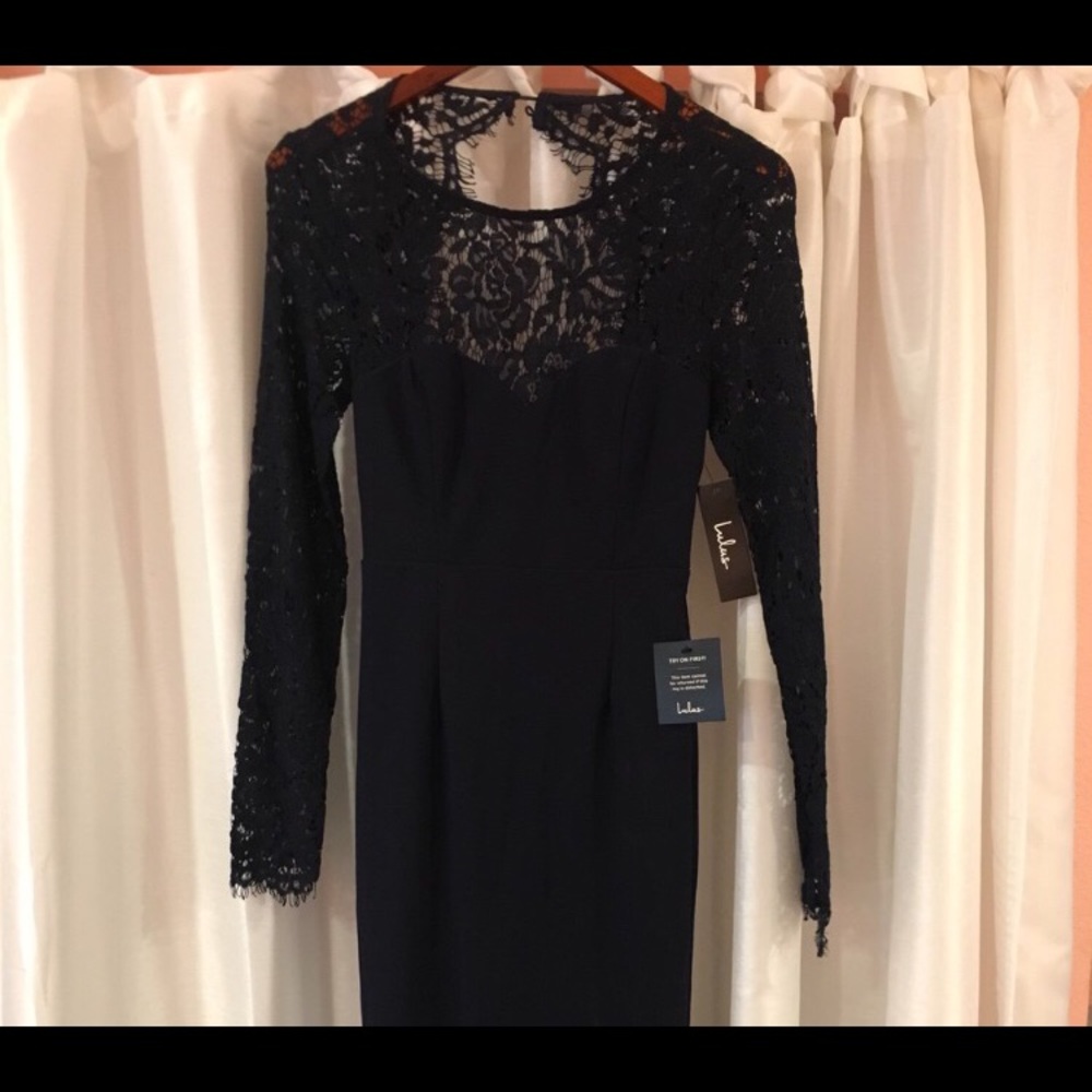 Beautiful long sleeve gown never worn